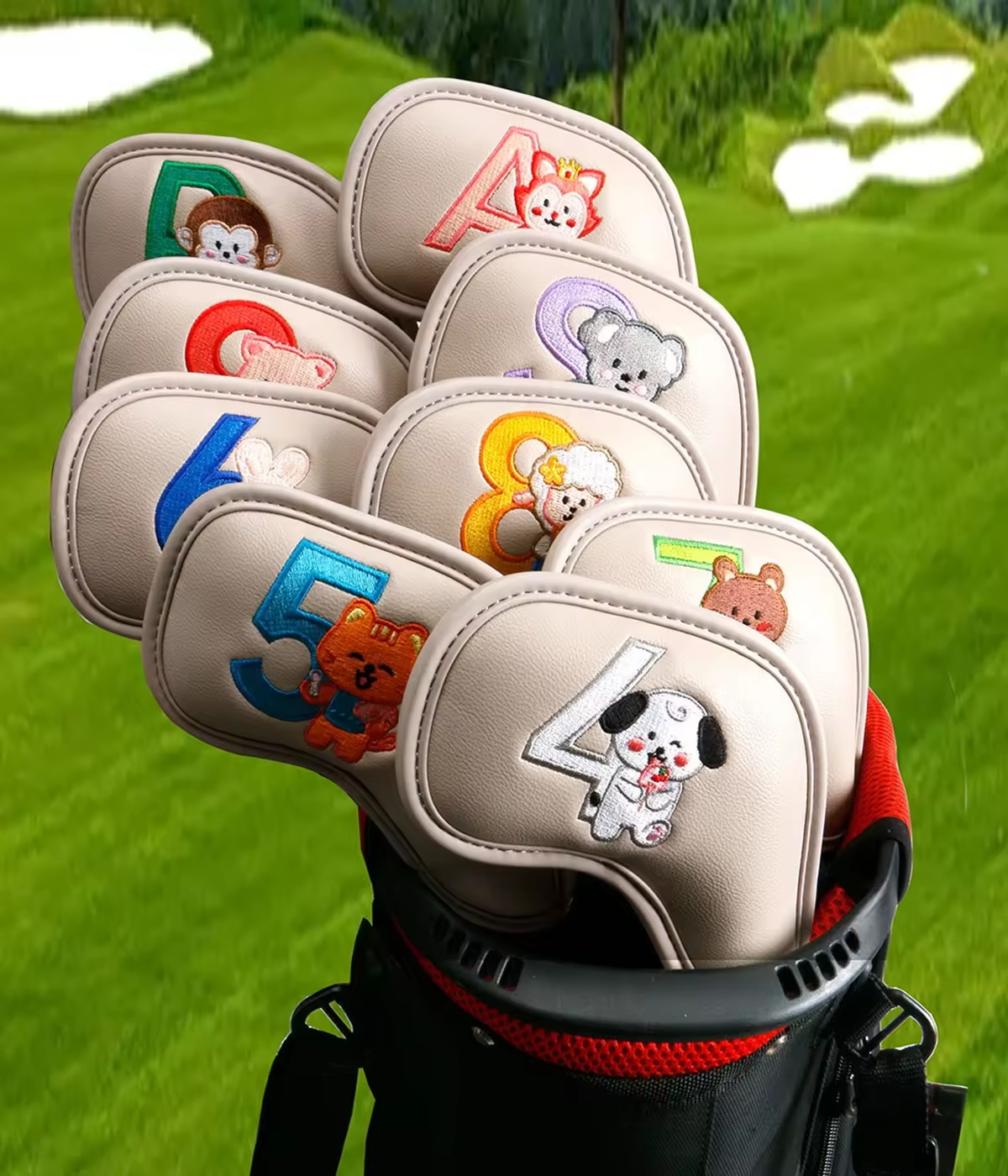 9個入りのかわいい漫画風動物ゴルフアイアンヘッドカバー、PU - Men Accessories Style のレビューと価格