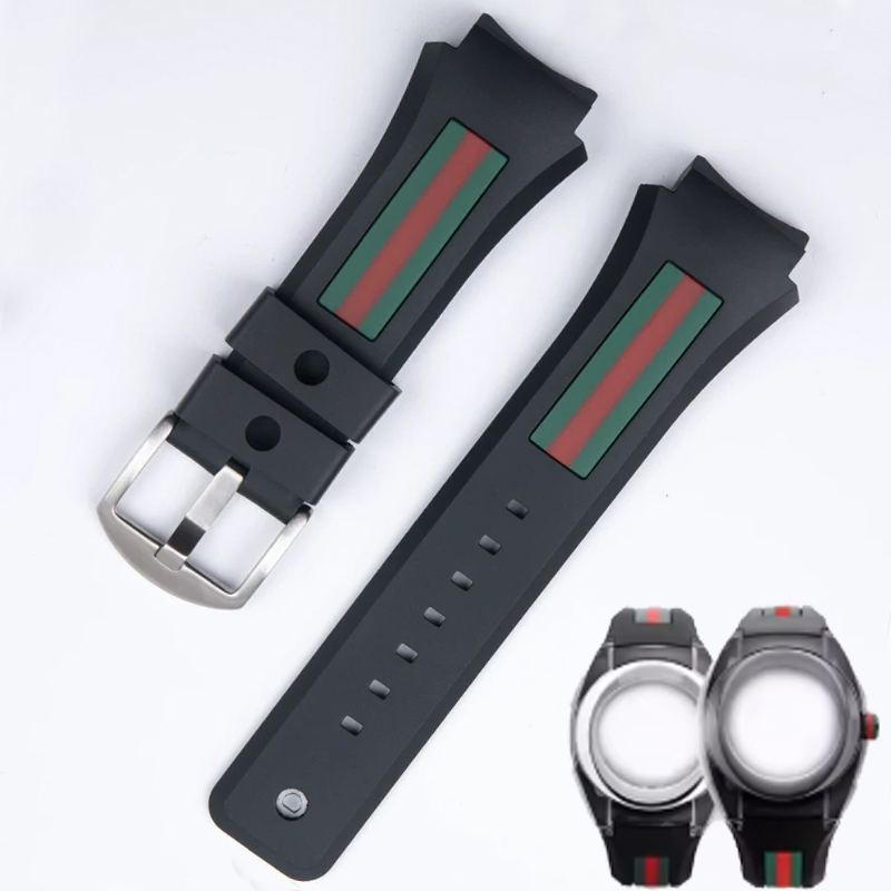 グッチ YA137/YA137107A ラバー時計アクセサリ - Men'S Accessories Gucci のレビューと価格